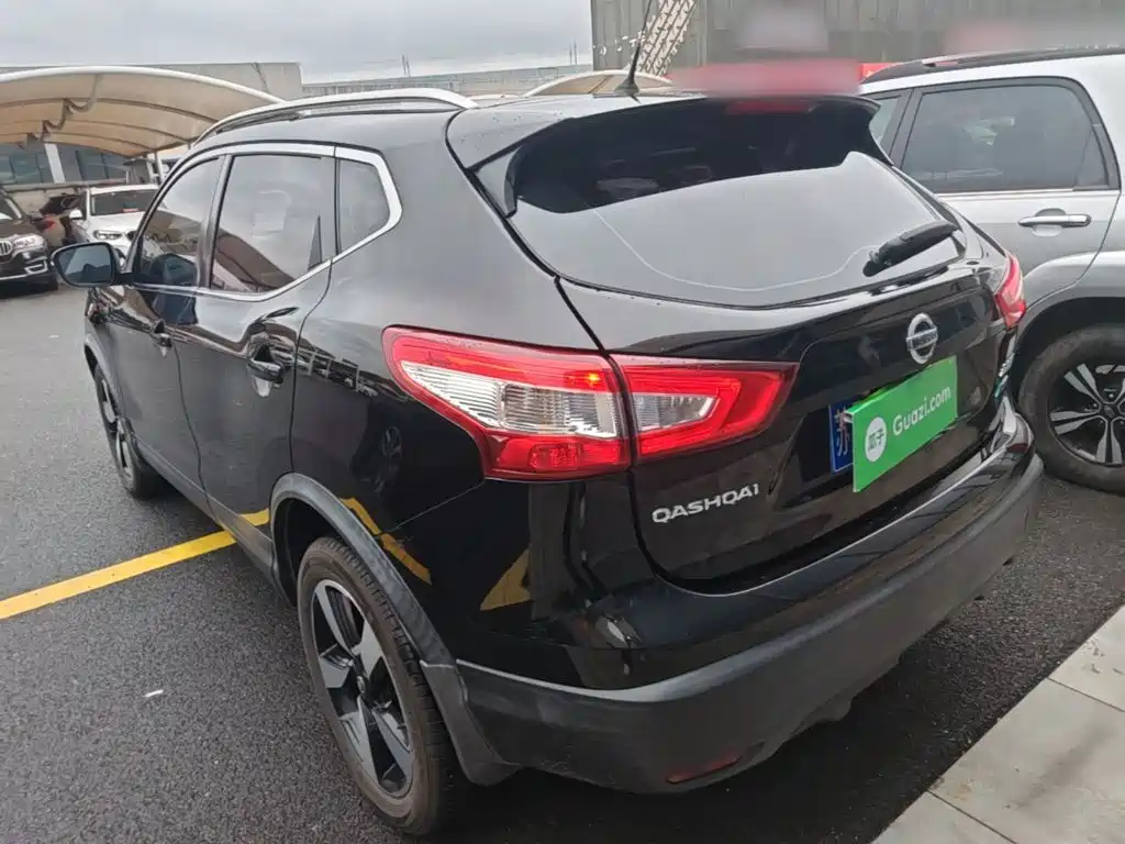 Nissan Qashqai — фото 5
