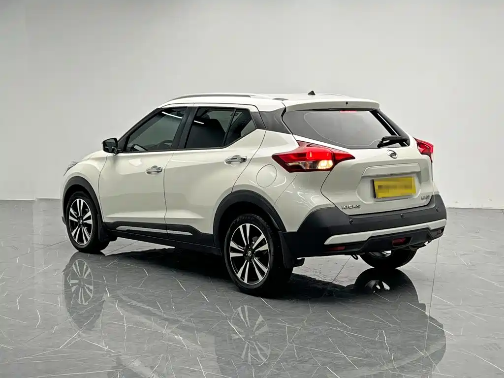 Nissan Kicks — фото 4