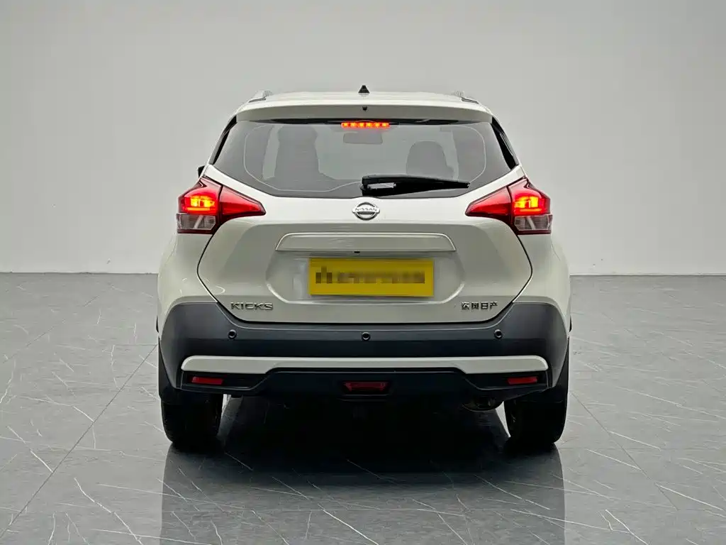Nissan Kicks — фото 5