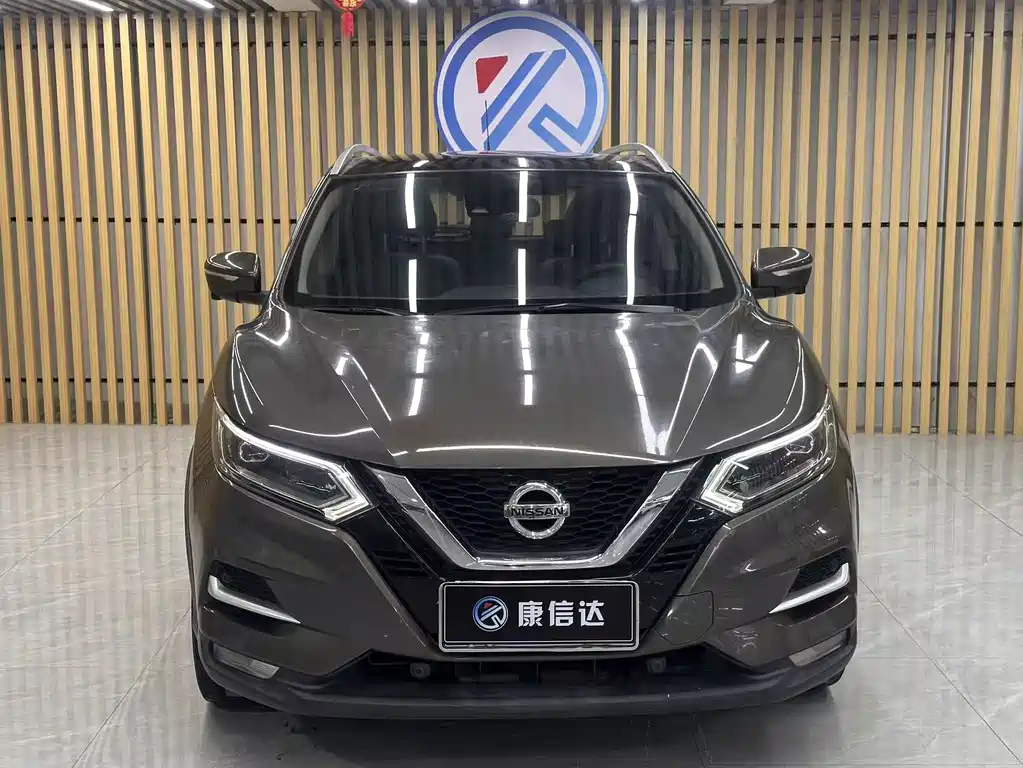 Nissan Qashqai — фото 2