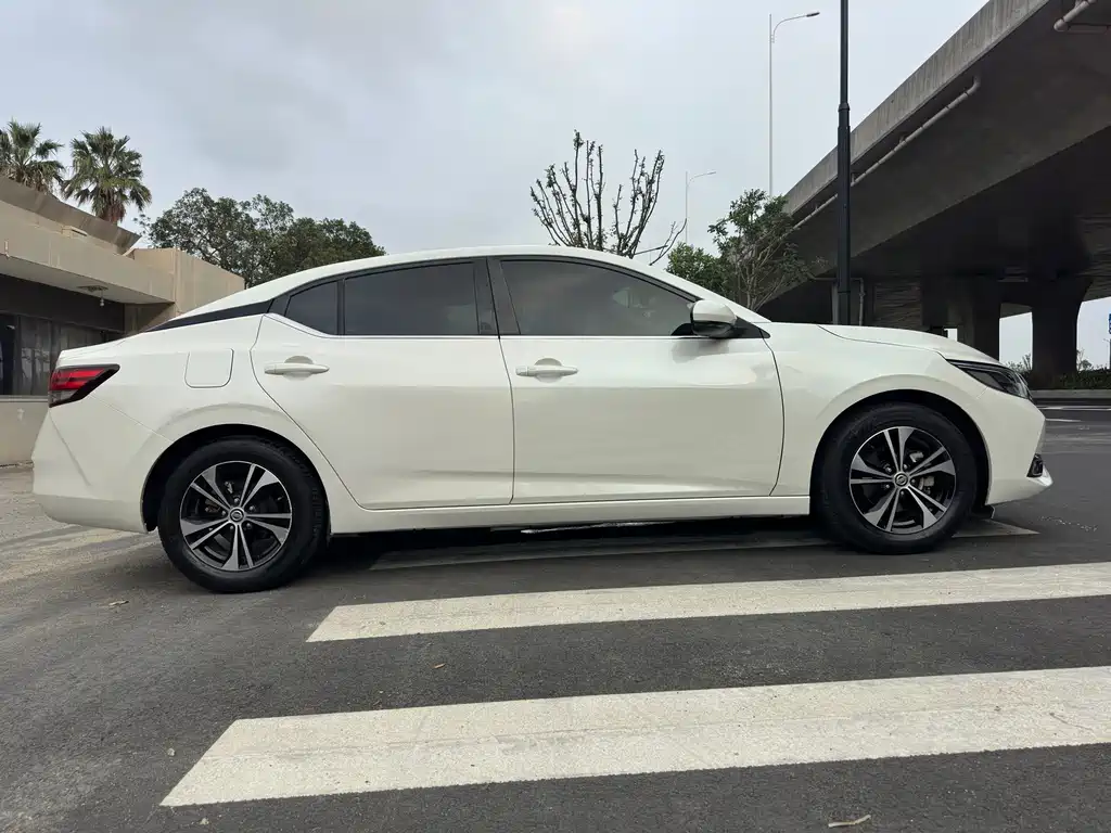 Nissan Sylphy — фото 4