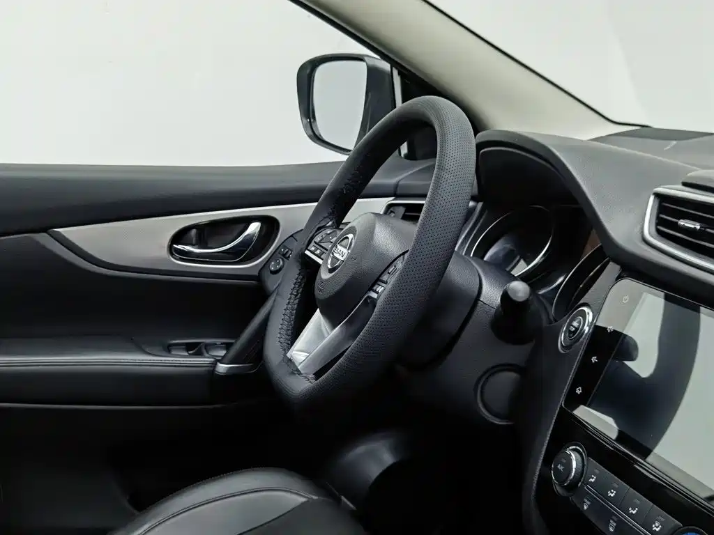Nissan Qashqai — фото 22