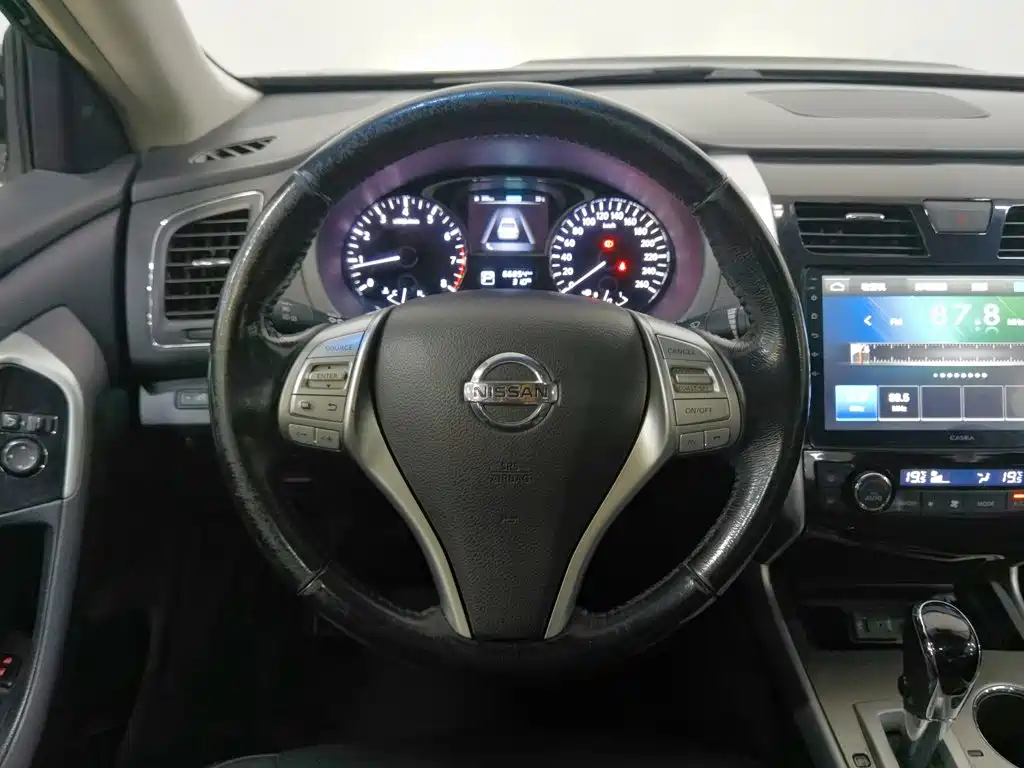 Nissan Teana — фото 11