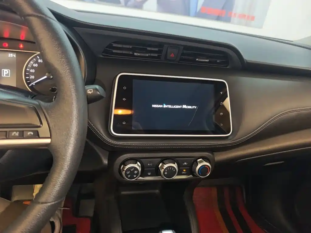 Nissan Kicks — фото 13