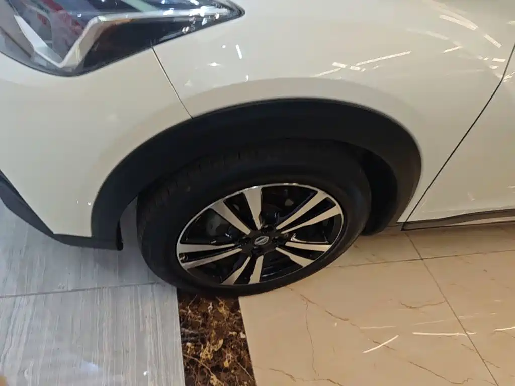 Nissan Kicks — фото 23