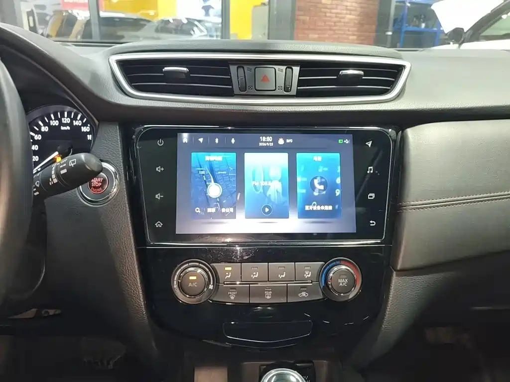 Nissan Qashqai — фото 14