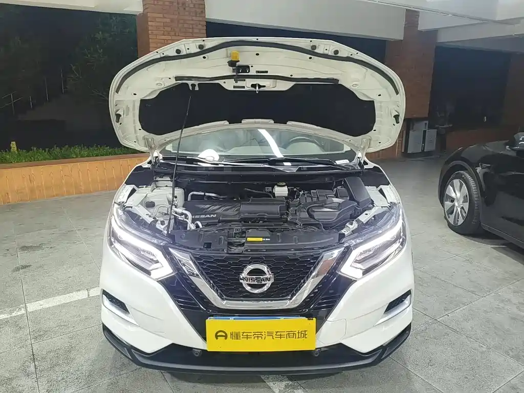 Nissan Qashqai — фото 19