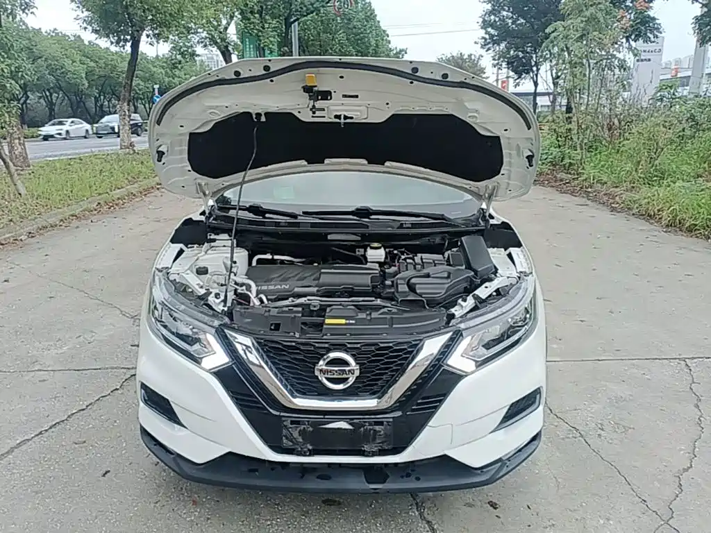 Nissan Qashqai — фото 20