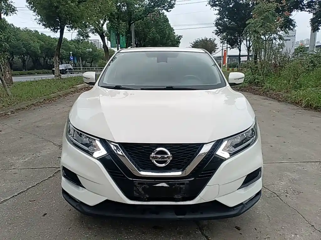 Nissan Qashqai — фото 3