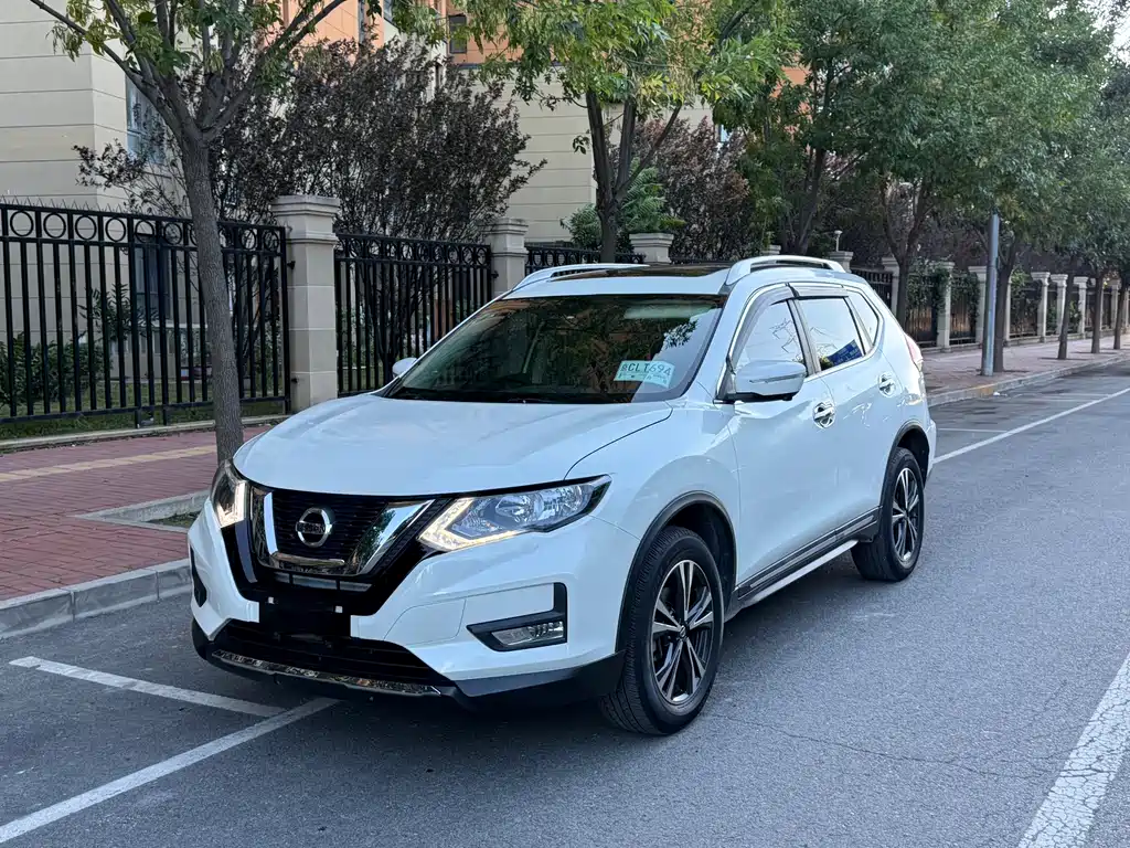 Nissan X-Trail — фото 2