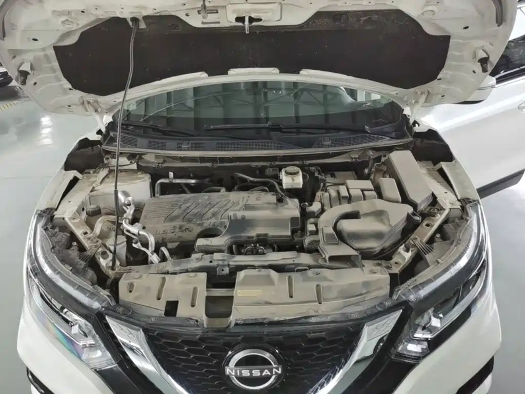 Nissan Qashqai — фото 20