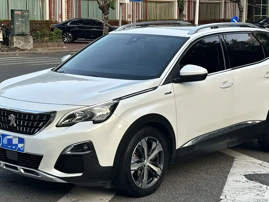 Peugeot 4008