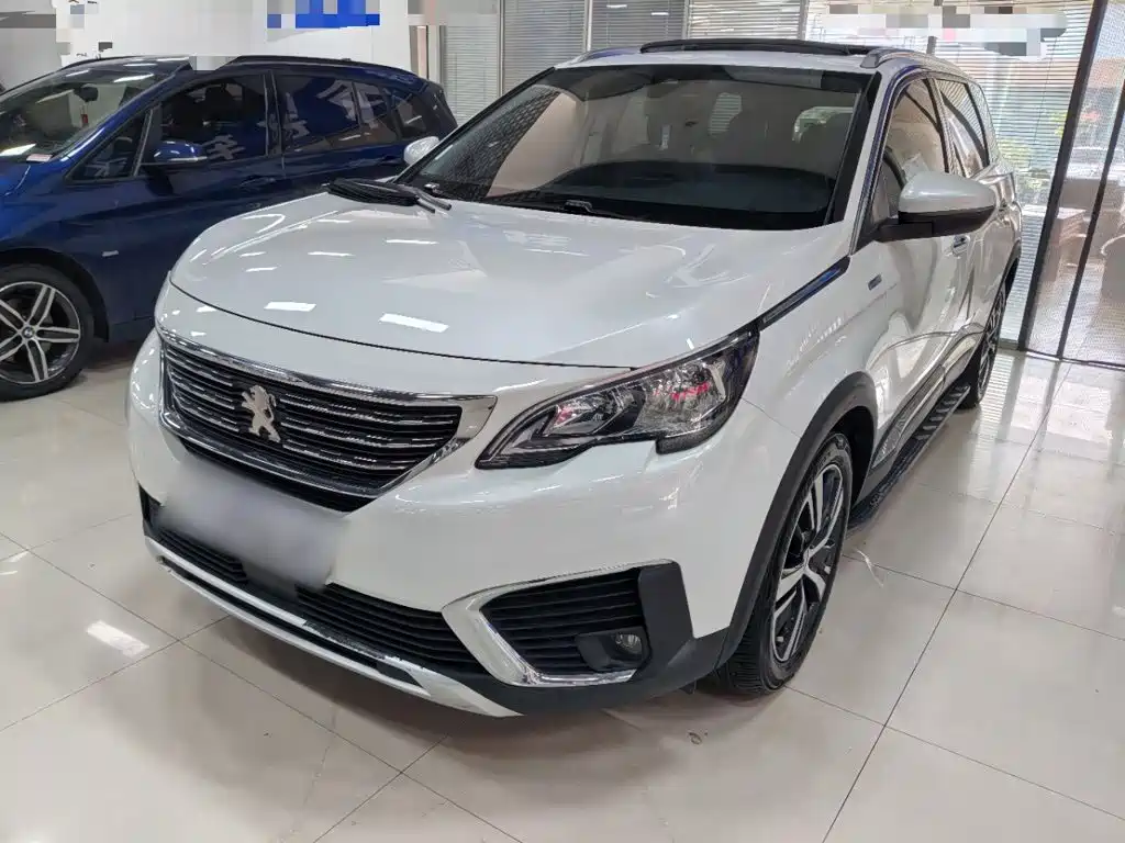 Peugeot 5008 — фото 2