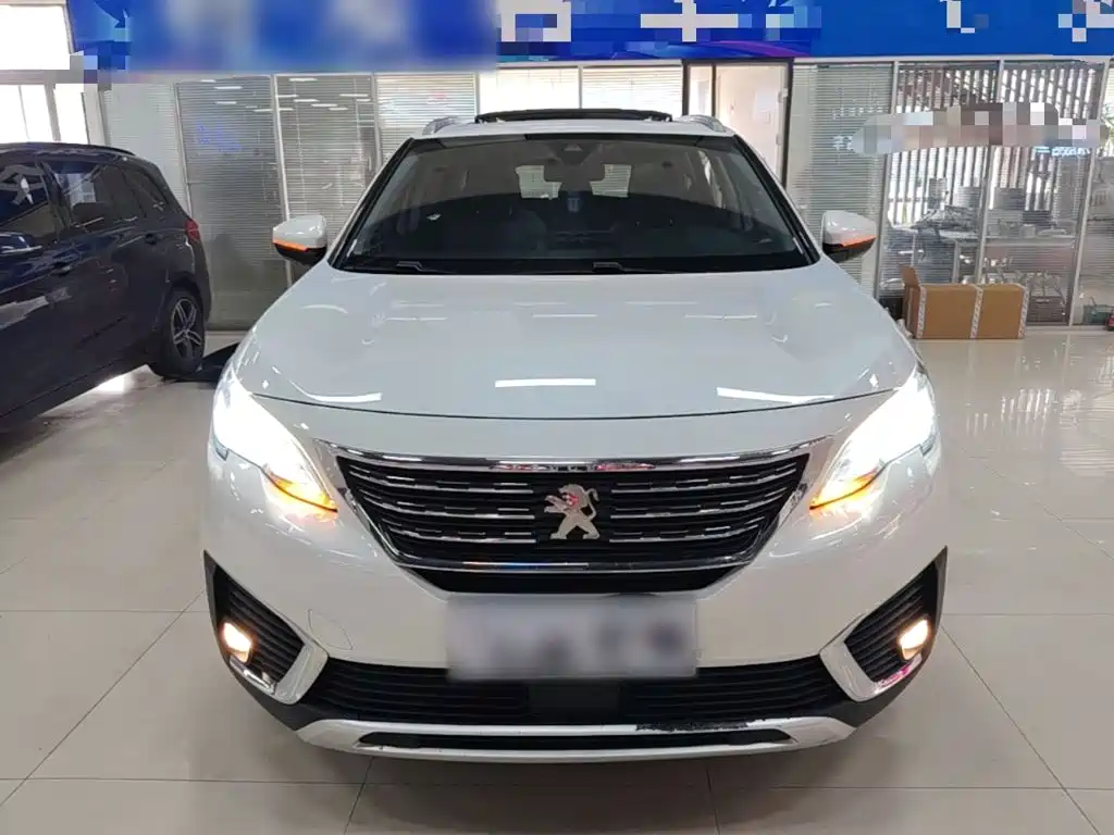 Peugeot 5008 — фото 3
