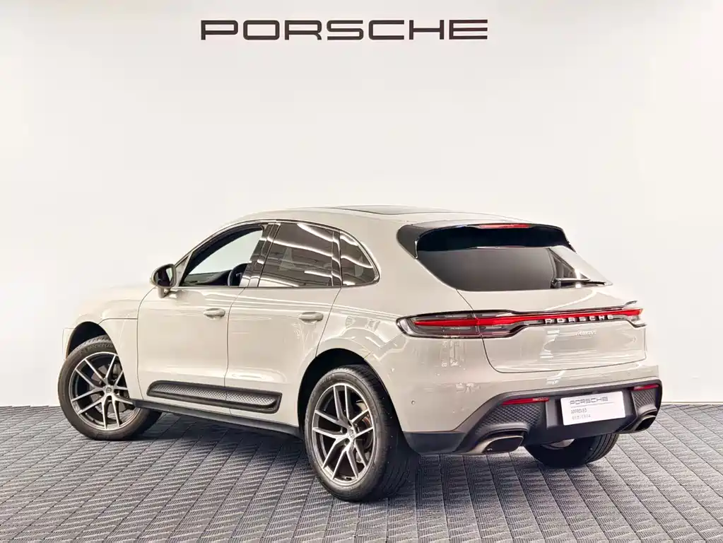 Porsche Macan — фото 5