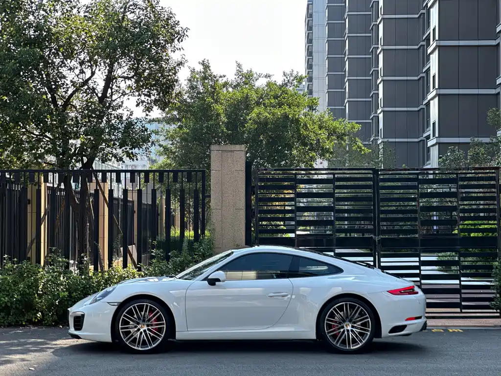 Porsche 911 — фото 15