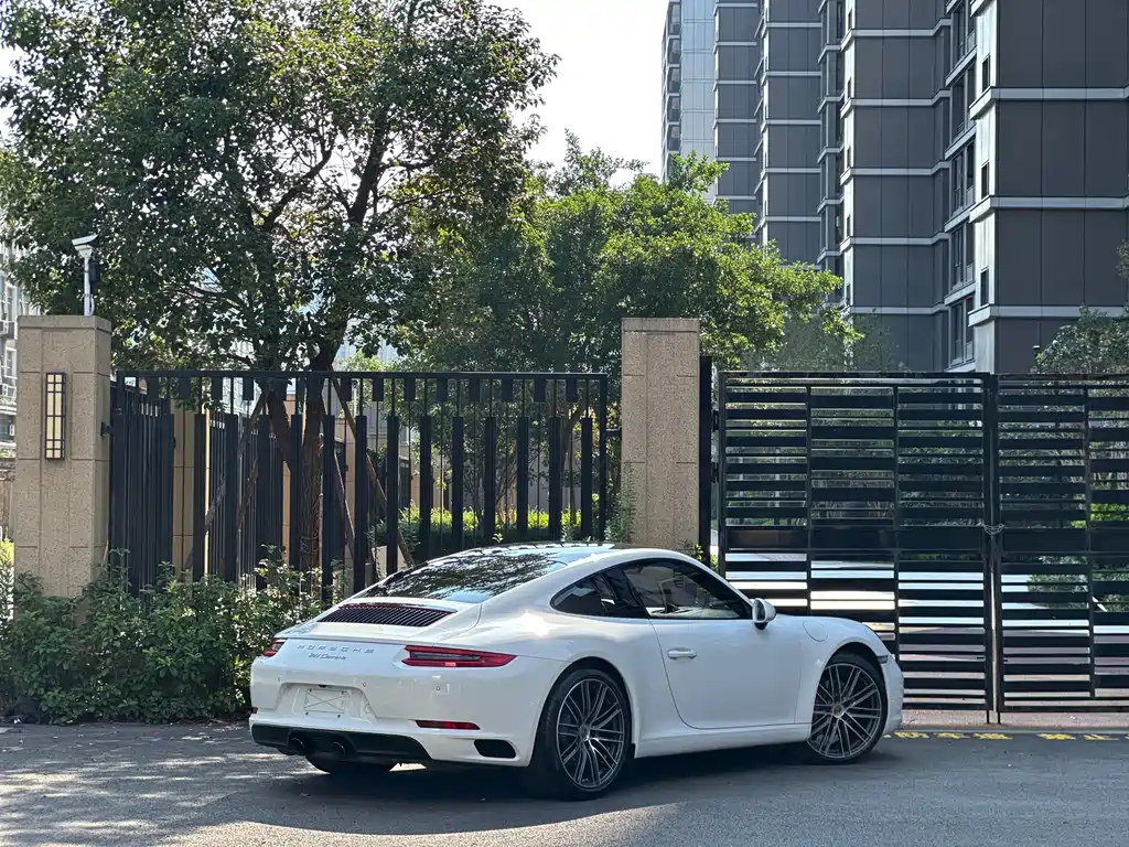 Porsche 911 — фото 4
