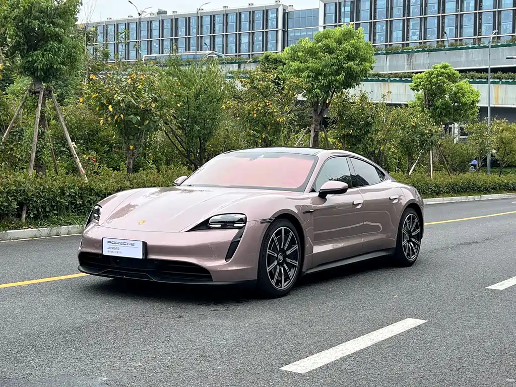 Porsche Taycan