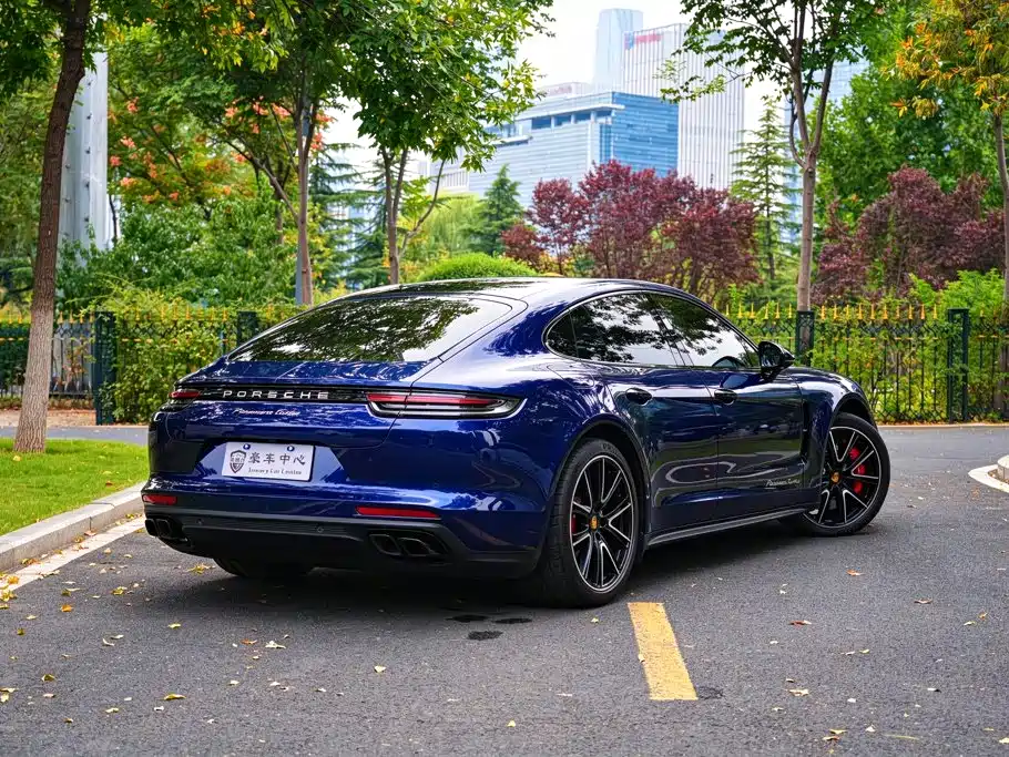 Porsche Panamera — фото 6