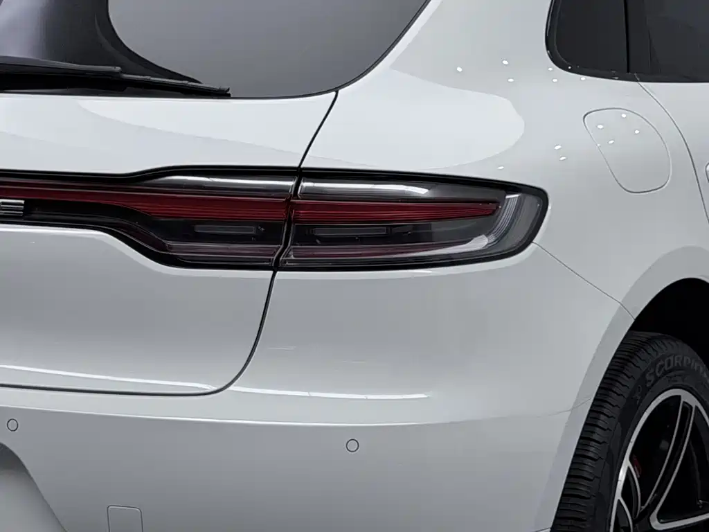 Porsche Macan — фото 14