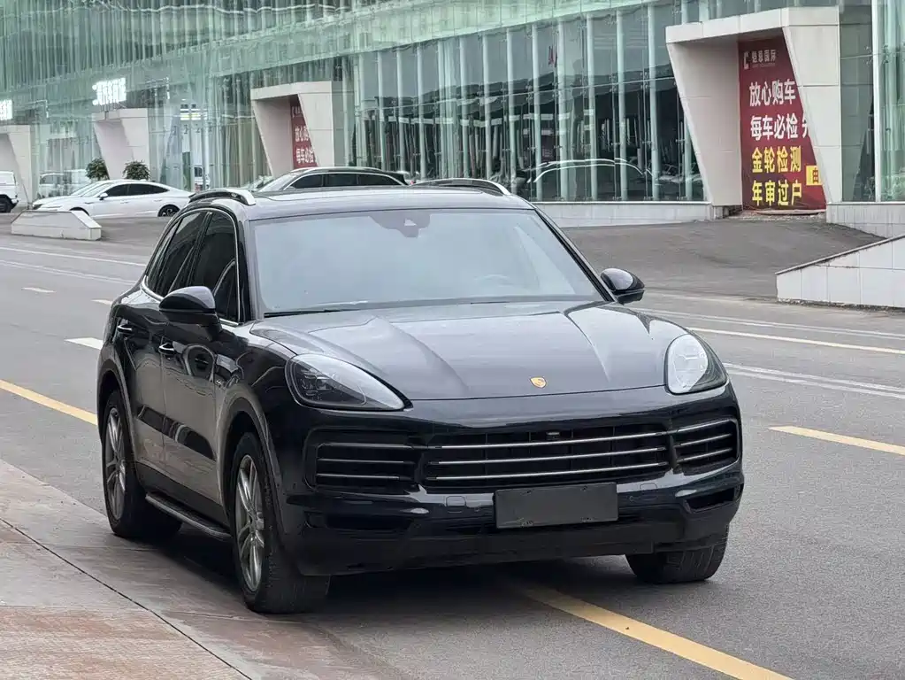 Porsche Cayenne Hybrid — фото 3