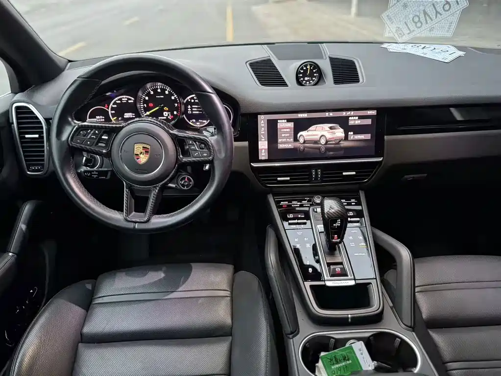 Porsche Cayenne Hybrid — фото 6