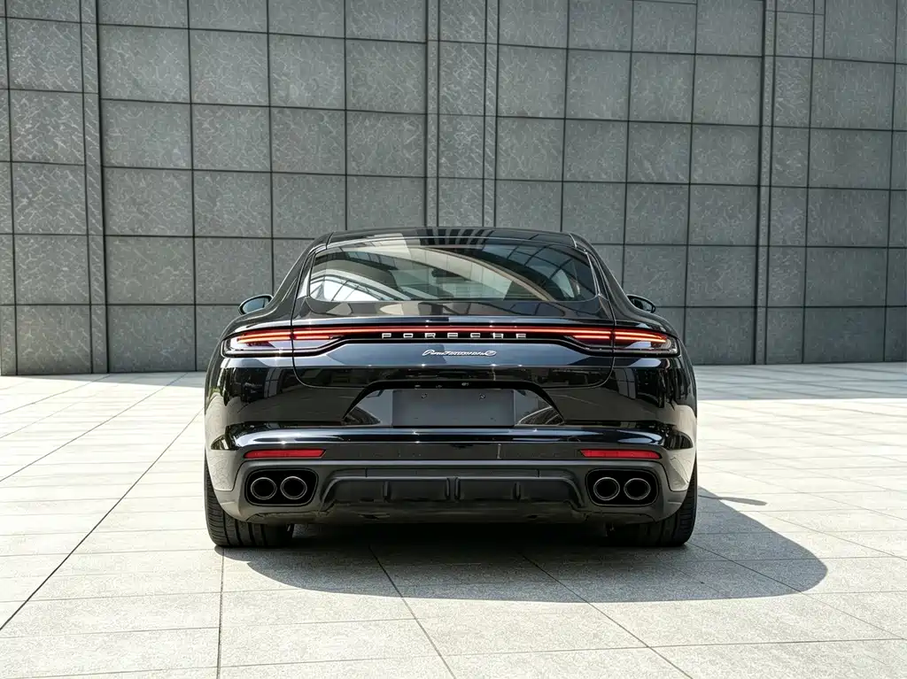Porsche Panamera — фото 15