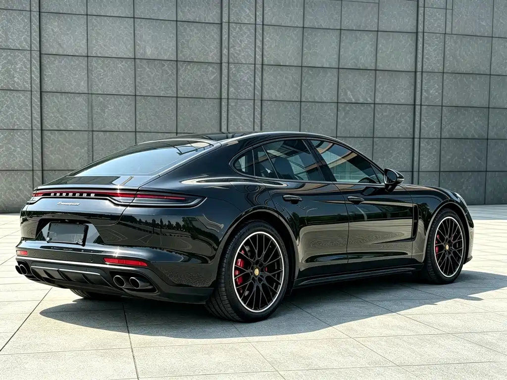 Porsche Panamera — фото 16