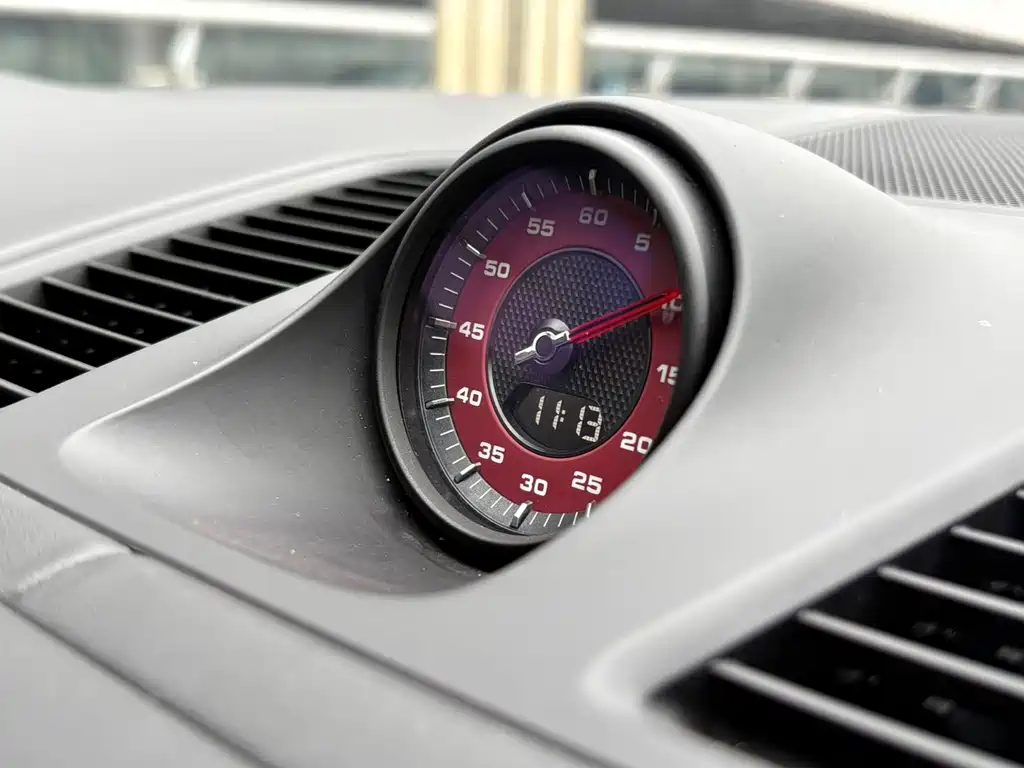 Porsche Cayenne — фото 19