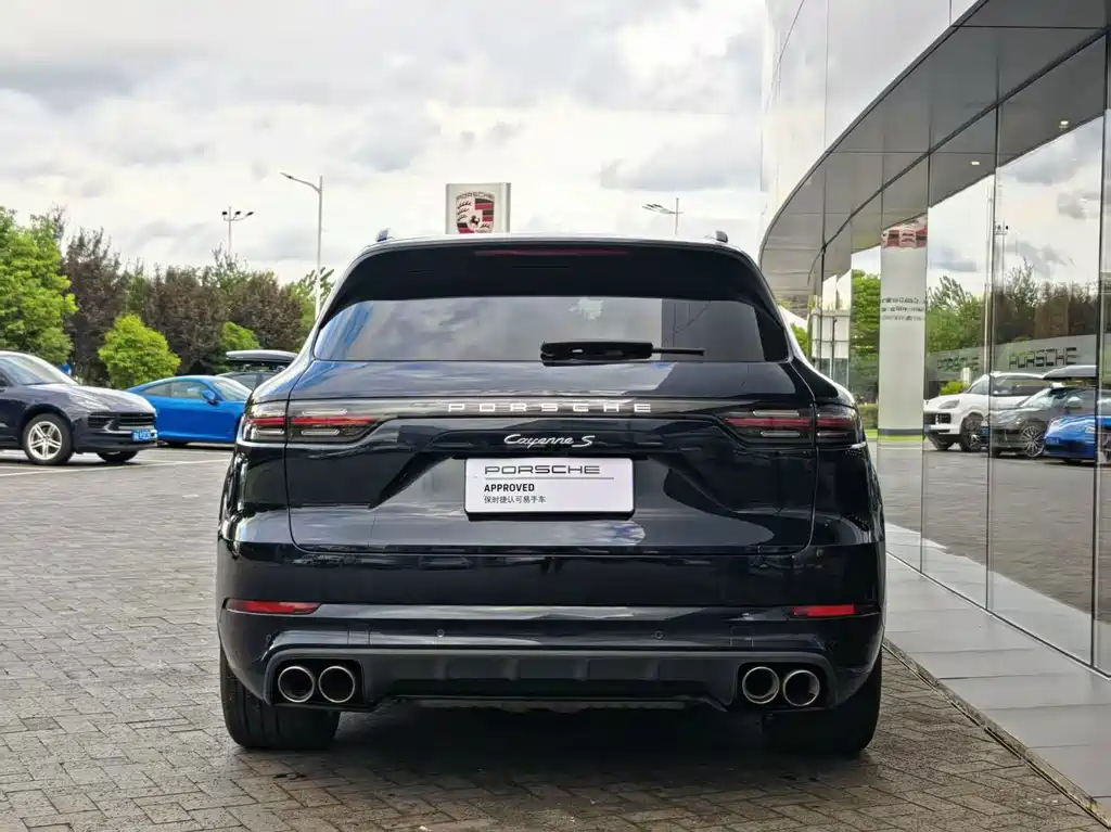 Porsche Cayenne — фото 9