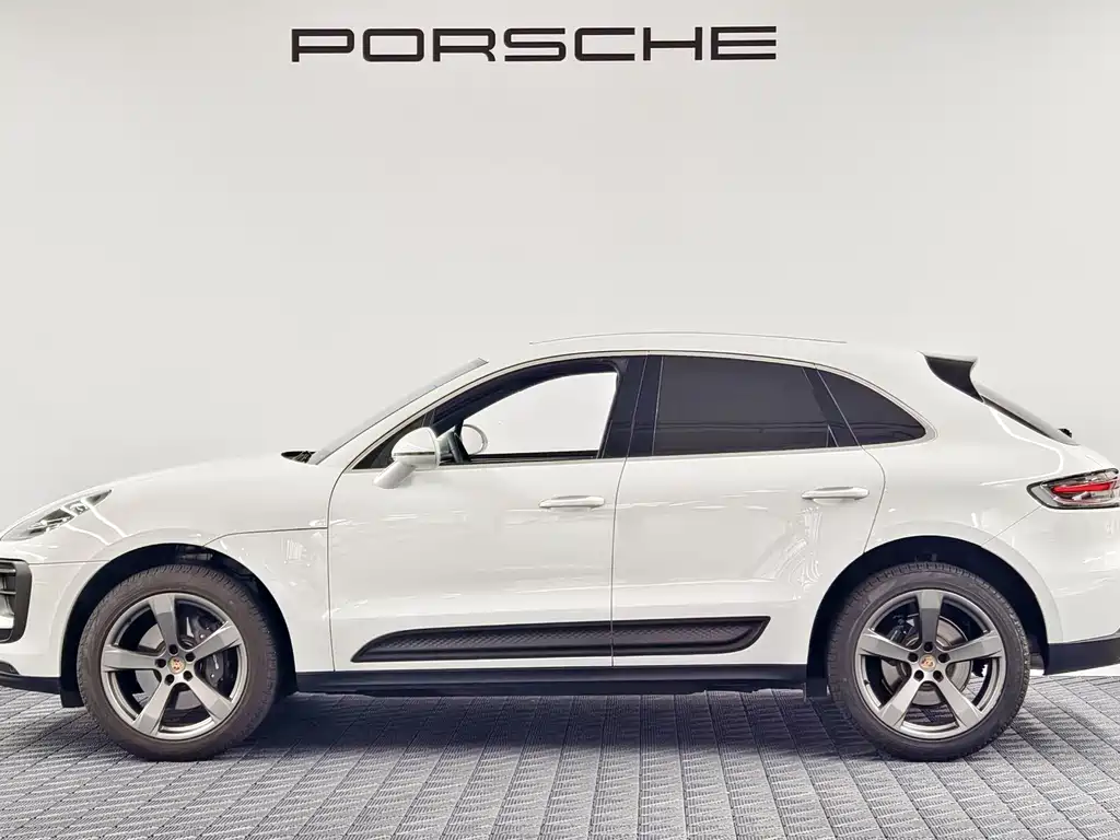 Porsche Macan — фото 4