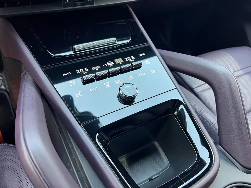 Porsche Cayenne Hybrid — фото 17