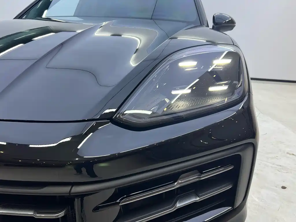 Porsche Cayenne Hybrid — фото 6