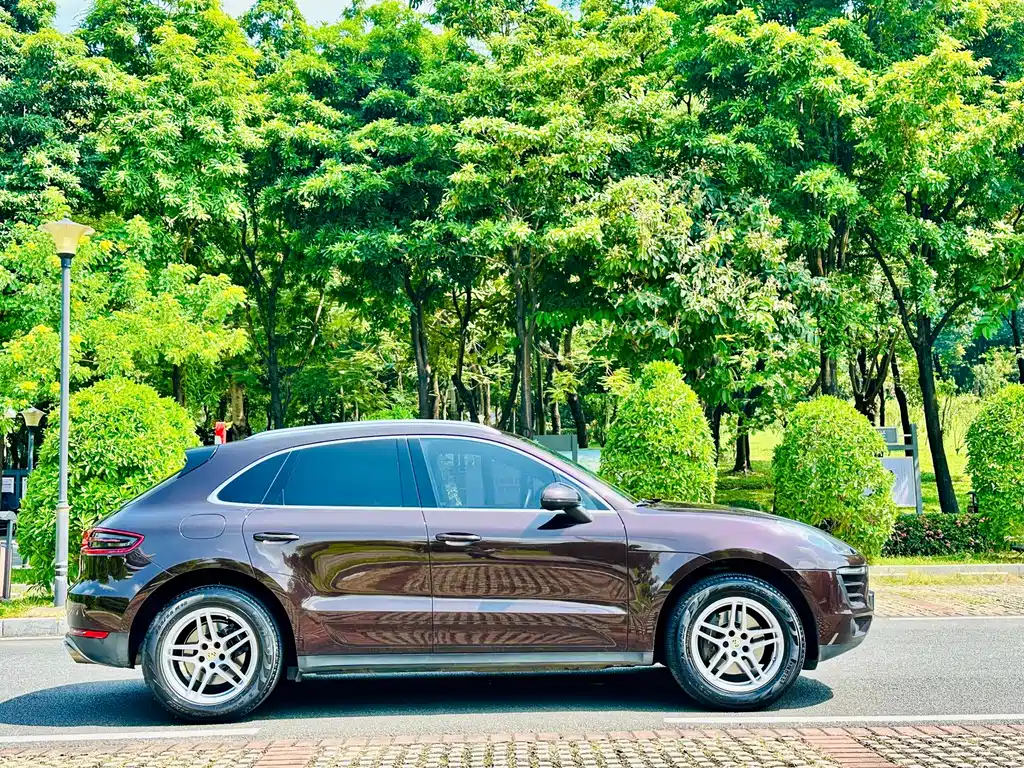 Porsche Macan — фото 5