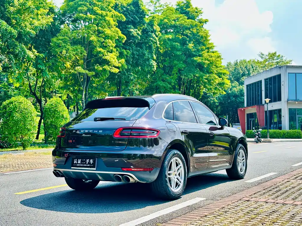 Porsche Macan — фото 6