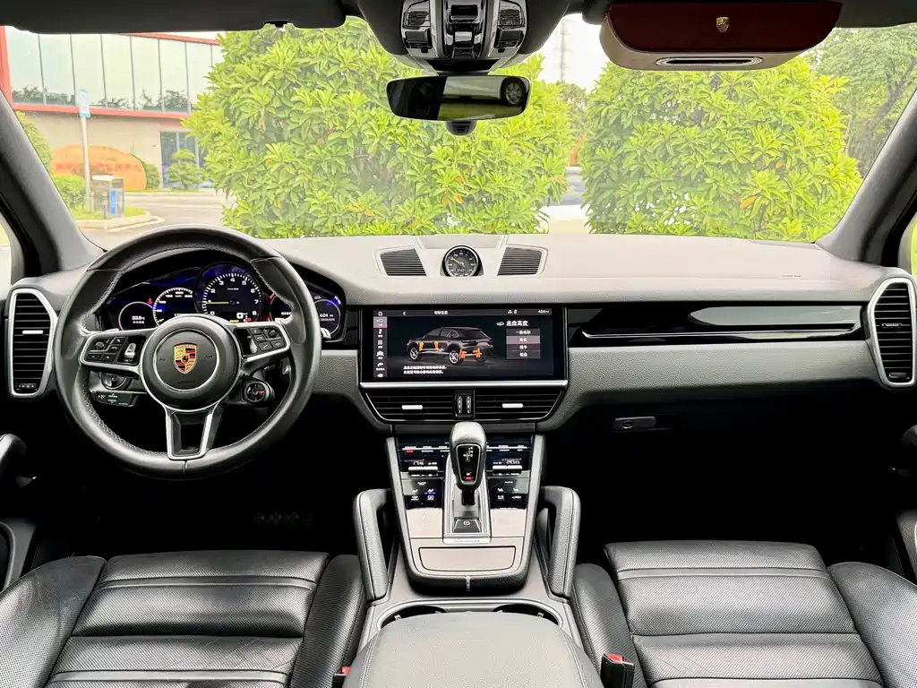 Porsche Cayenne Hybrid — фото 21