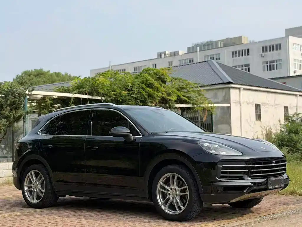 Porsche Cayenne — фото 3