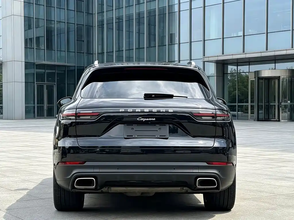 Porsche Cayenne — фото 8