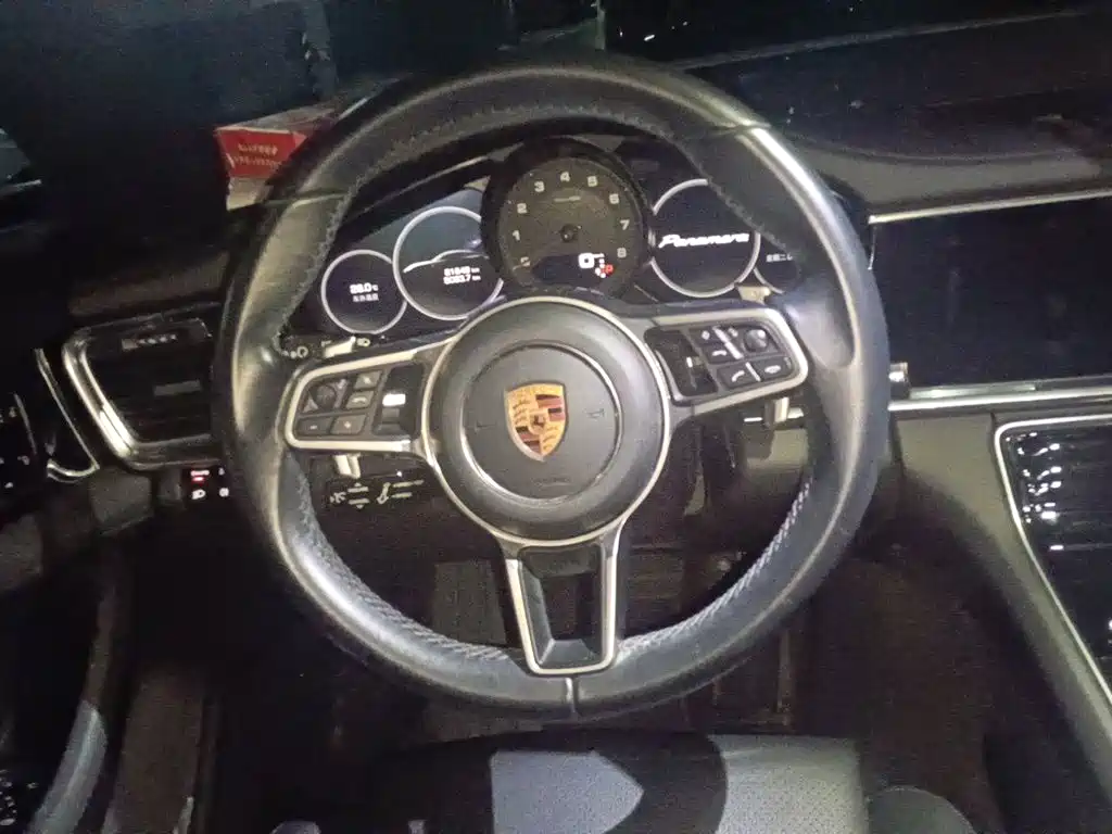 Porsche Panamera — фото 11