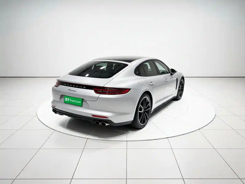 Porsche Panamera — фото 6