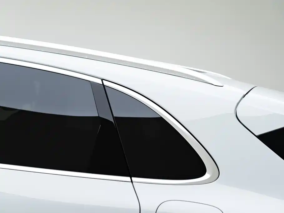 Porsche Cayenne Hybrid — фото 6