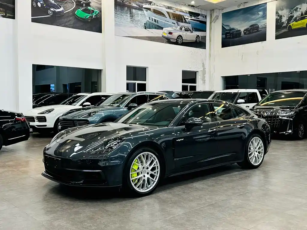 Porsche Panamera Hybrid