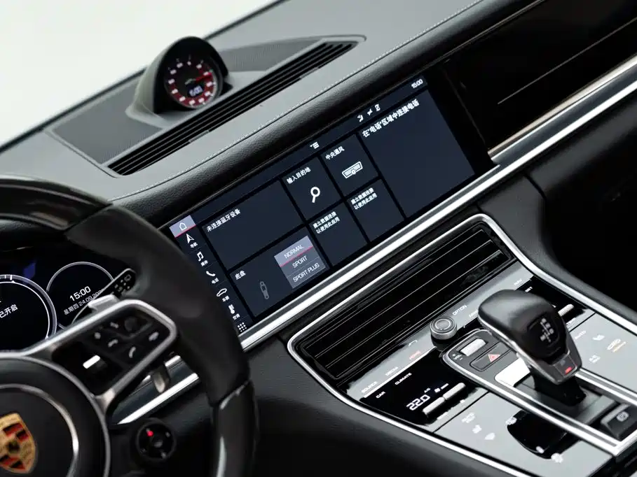 Porsche Panamera — фото 15