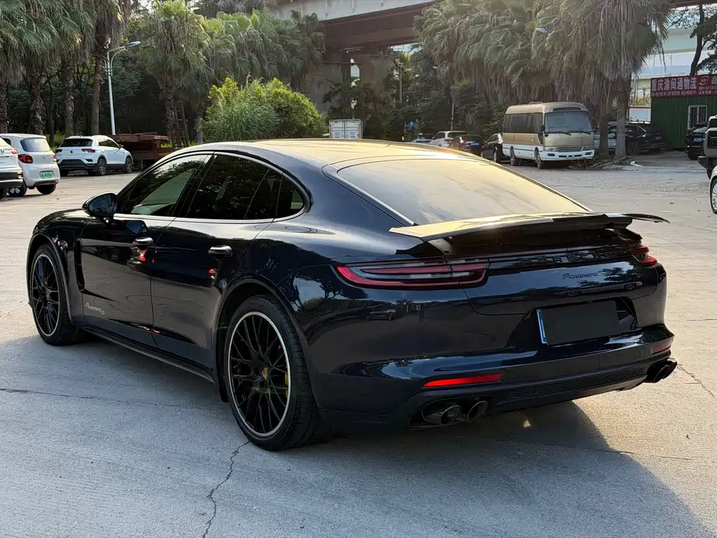 Porsche Panamera — фото 9