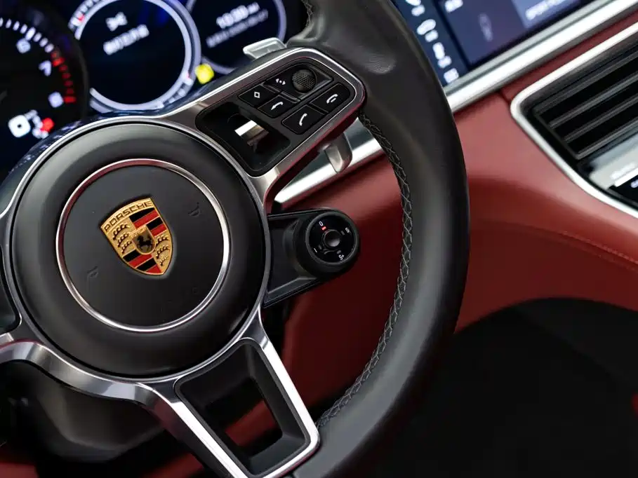 Porsche Panamera — фото 22
