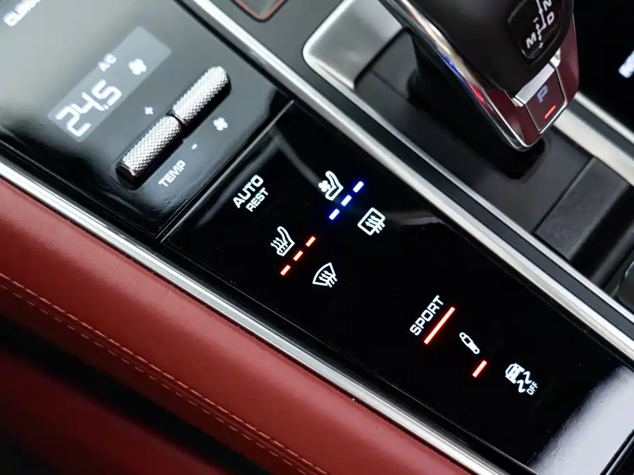 Porsche Panamera — фото 26