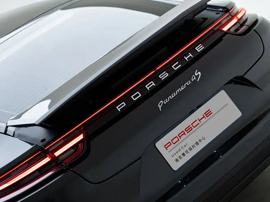 Porsche Panamera — фото 9