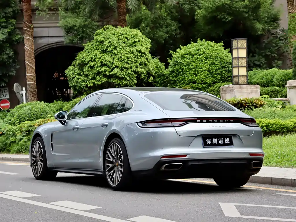 Porsche Panamera — фото 6