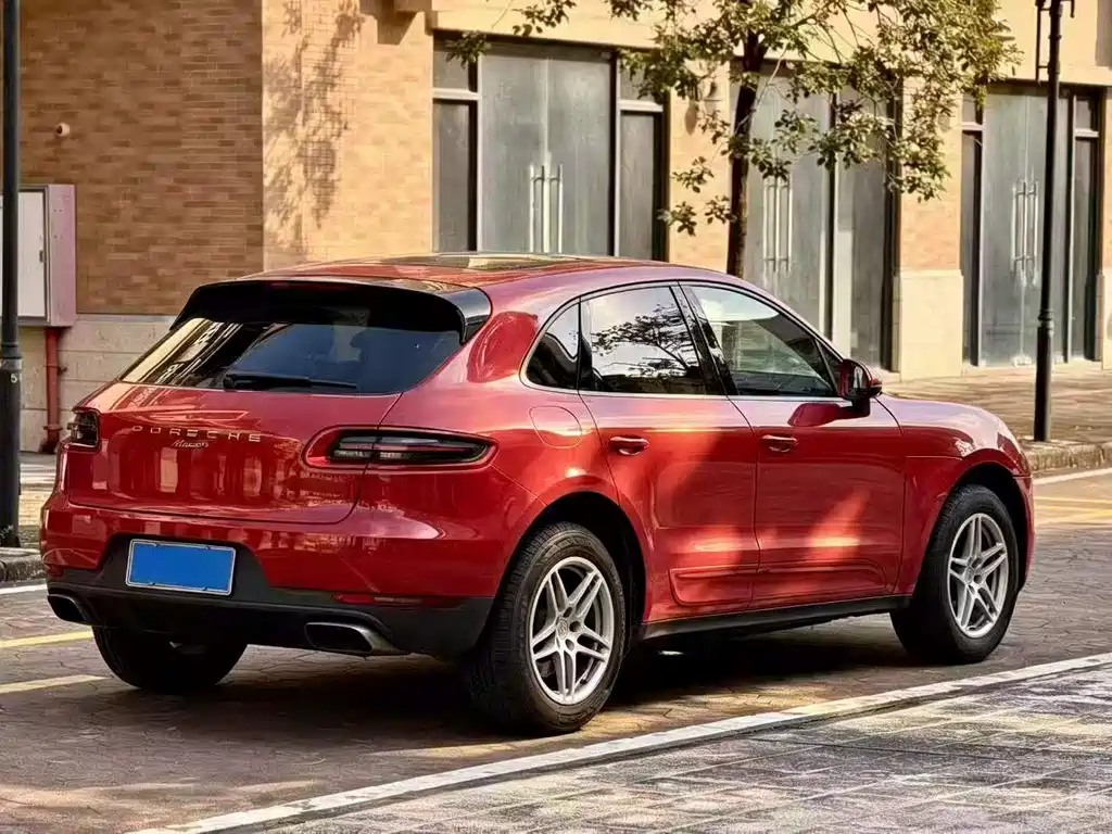 Porsche Macan — фото 4