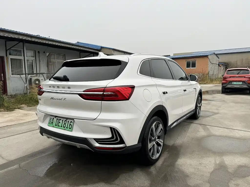 Roewe MARVEL X — фото 11